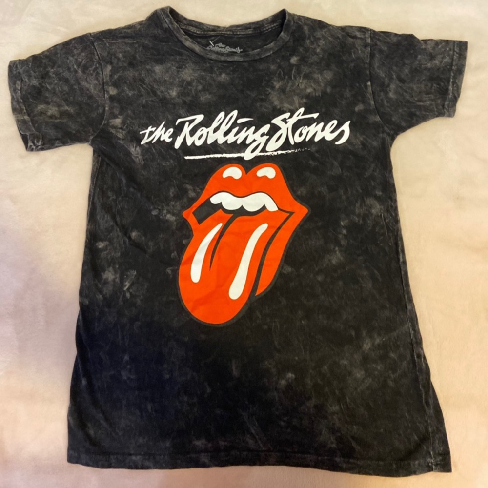 The rolling stone t shirt